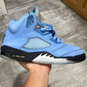 Jordan 5 unc size 10.5 light use